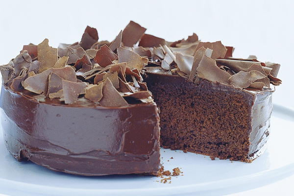 Rich Chocolate Leaf Gateau Rich Chocolate Leaf Gateau