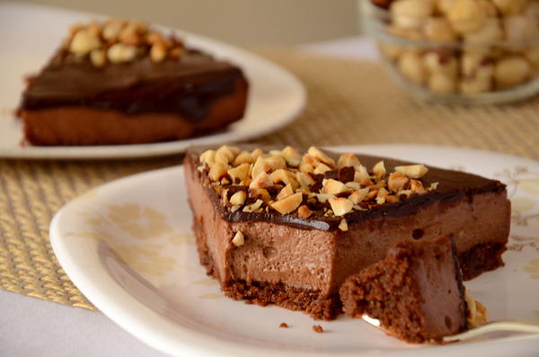 Chocolate Almond Mousse Cake Chocolate Almond Mousse Cake