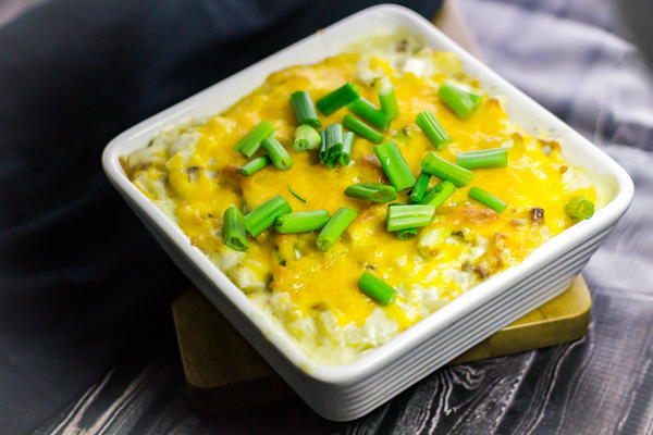 Loaded Mashed Cauliflower Casserole Loaded Mashed Cauliflower Casserole