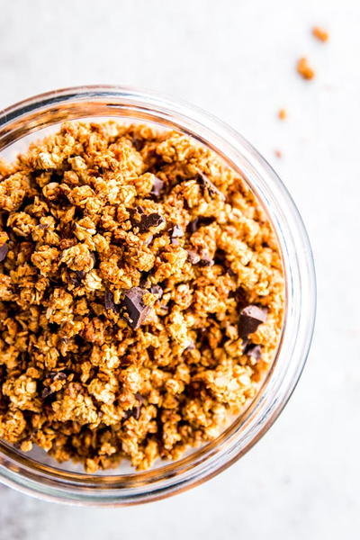 Chocolate Chip Peanut Butter Granola Chocolate Chip Peanut Butter Granola