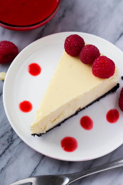 White Chocolate Cheesecake With Strawberries