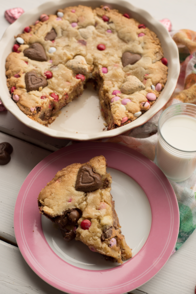 Valentines Day Cookie Pie