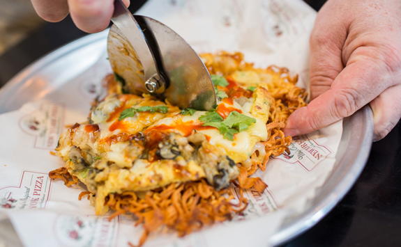 Eggless Maggi Pizza Eggless Maggi Pizza