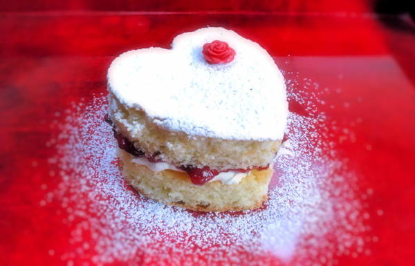 Valentine Mini Heart Cake Valentine Mini Heart Cake