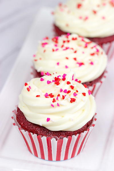 Red Velvet Cupcakes Red Velvet Cupcakes