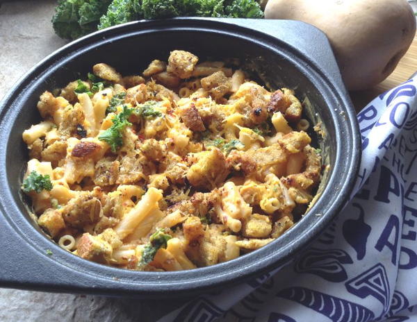 Spicy Butternut Mac and Cheese with Garlic Croutons Spicy Butternut Mac and Cheese with Garlic Croutons