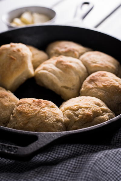 Easy Cast Iron Skillet Biscuits