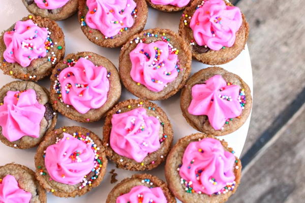 Chocolate Chip Cookie Cups Chocolate Chip Cookie Cups