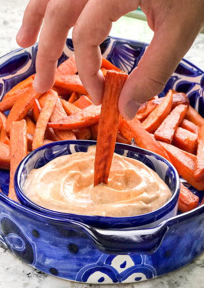 Chili and Browned Sugar Baked Sweet Potato Fries with Chipotle Aioli Dip Chili and Browned Sugar Baked Sweet Potato Fries with Chipotle Aioli Dip