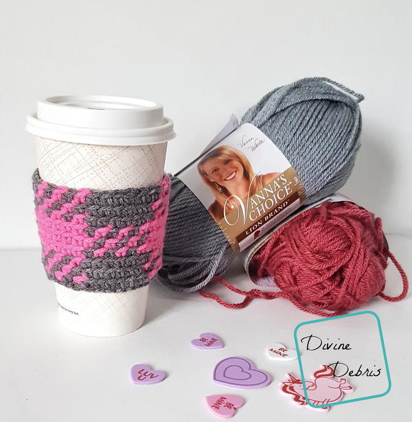 Pretty in Gingham Mug Cozy Pretty in Gingham Mug Cozy