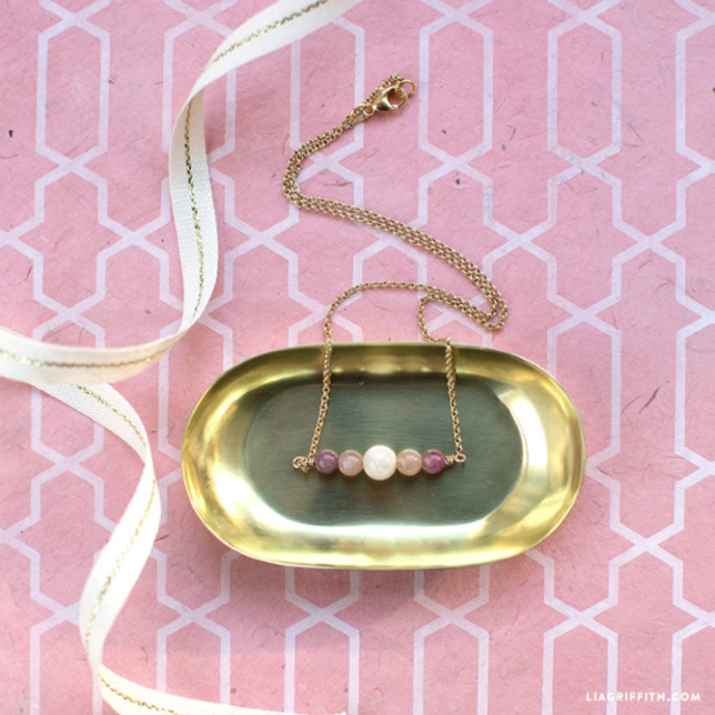 Easy Rose Quartz Necklace Easy Rose Quartz Necklace