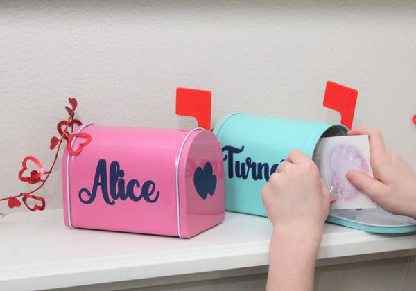 DIY Valentine Mailboxes DIY Valentine Mailboxes