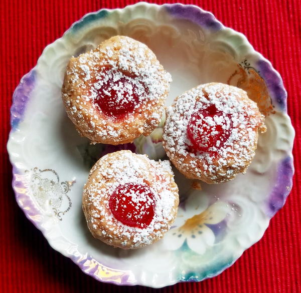 Cherry Blondie Bites Cherry Blondie Bites