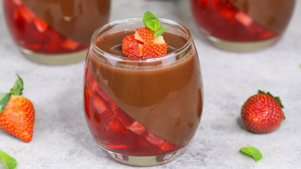 Strawberry Chocolate Mousse Strawberry Chocolate Mousse