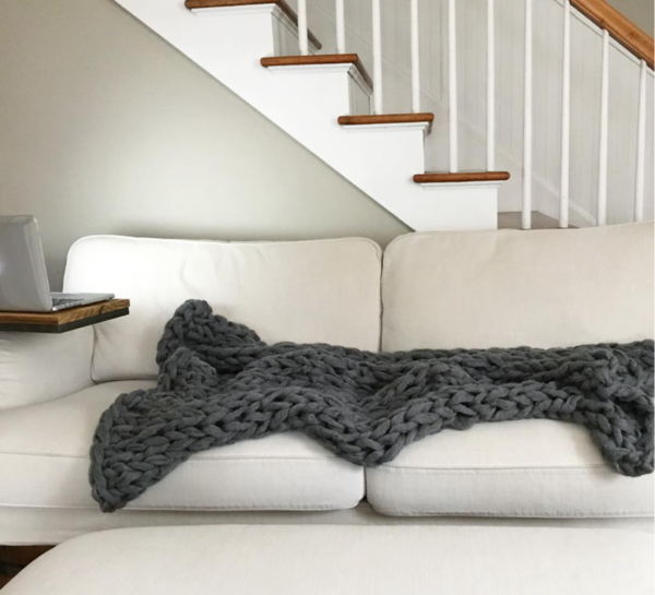 Oversized Arm Knit Blanket Oversized Arm Knit Blanket