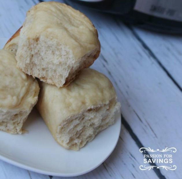 Easy Slow Cooker Dinner Rolls Easy Slow Cooker Dinner Rolls