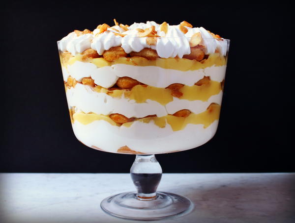 Lemon Curd Mascarpone and Earl Grey Amaretto Tiramisu Trifle Lemon Curd Mascarpone and Earl Grey Amaretto Tiramisu Trifle