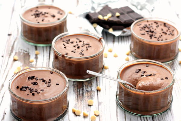 Easy Baileys Chocolate Dessert Pots Easy Baileys Chocolate Dessert Pots