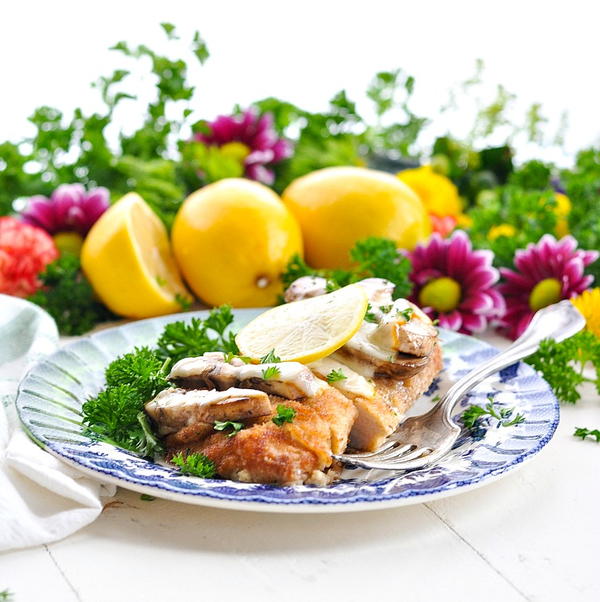 Golden Baked Chicken Breasts with Mushrooms and Cheese Golden Baked Chicken Breasts with Mushrooms and Cheese