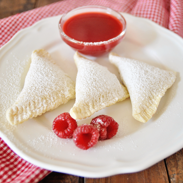 Nutella Stuffed Pockets with Raspberry Puree Nutella Stuffed Pockets with Raspberry Puree