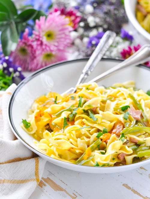 5-Ingredient Ham and Noodle Casserole 5-Ingredient Ham and Noodle Casserole