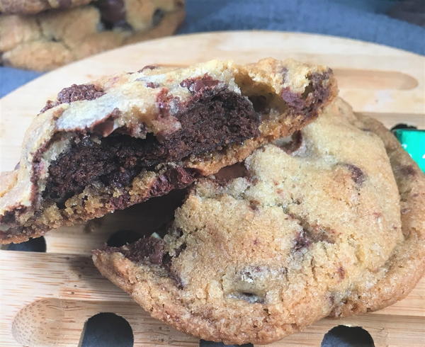 Thin Mint Stuffed Chocolate Chip Cookies Thin Mint Stuffed Chocolate Chip Cookies