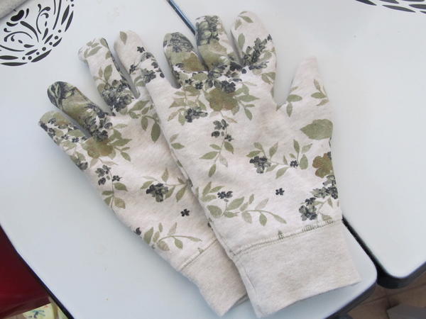 Easy 10 Minute Garden Gloves Easy 10 Minute Garden Gloves