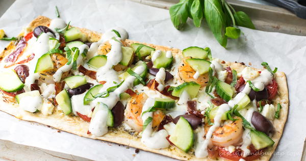 Greek Style Flatbread Pizza Greek Style Flatbread Pizza