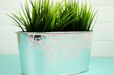 DIY Spring Decor with your Circuit