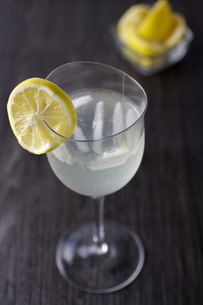 White Wine Lemonade