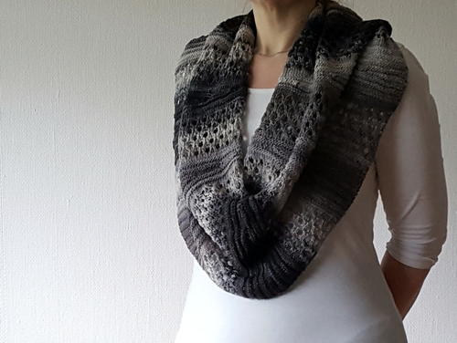 Bartkauz Shoulder Warmer Bartkauz Shoulder Warmer