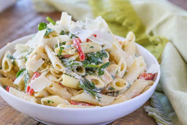 Cheesy Florentine Pasta Cheesy Florentine Pasta