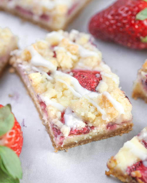 Strawberry Cream Cheese Crumble Bars