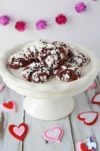 Red Velvet Crinkle Cookie Recipe Only 4 Ingredients Red Velvet Crinkle Cookie Recipe – Only 4 Ingredients