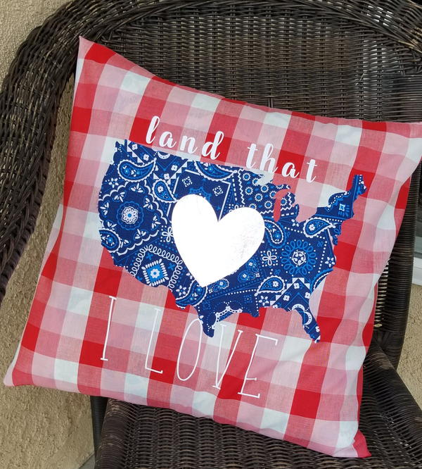 Patriotic Pillow Tutorial Patriotic Pillow Tutorial
