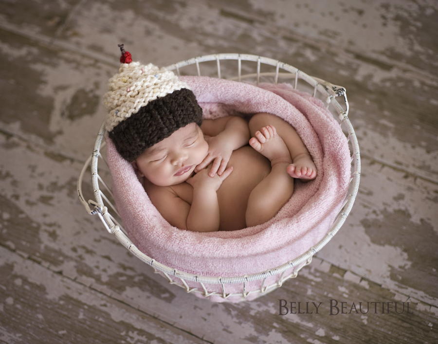 knit cupcake hat