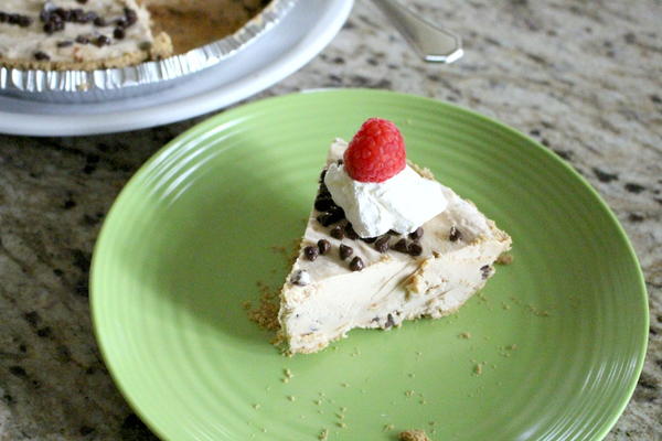 Restaurant Style No Bake Peanut Butter Chocolate Chip Pie Restaurant Style No Bake Peanut Butter Chocolate Chip Pie