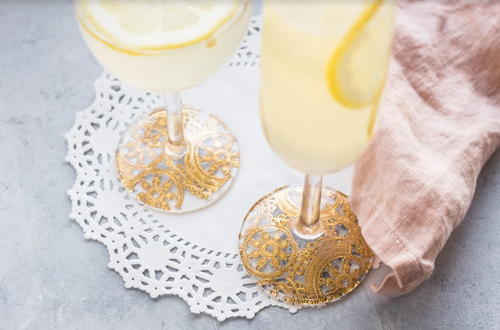 DIY Decorative Champagne Flutes DIY Decorative Champagne Flutes