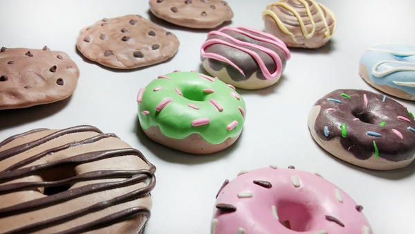 DIY Donut and Pattern Weights Cheap Cute and Easy DIY Donut and Pattern Weights: Cheap, Cute and Easy