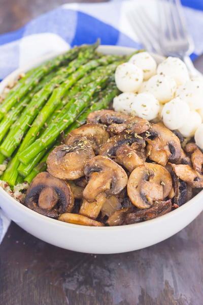 Asparagus and Mushroom Quinoa Bowl Asparagus and Mushroom Quinoa Bowl