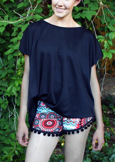 How To make DIY Pom Pom Shorts How To make DIY Pom Pom Shorts