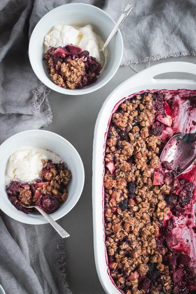 Healthier Blackberry Apple Hazelnut Crisp Healthier Blackberry Apple Hazelnut Crisp