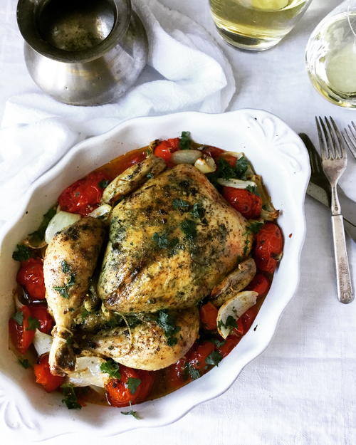 Herb Roasted Chicken with Fresh Tomatoes Herb Roasted Chicken with Fresh Tomatoes