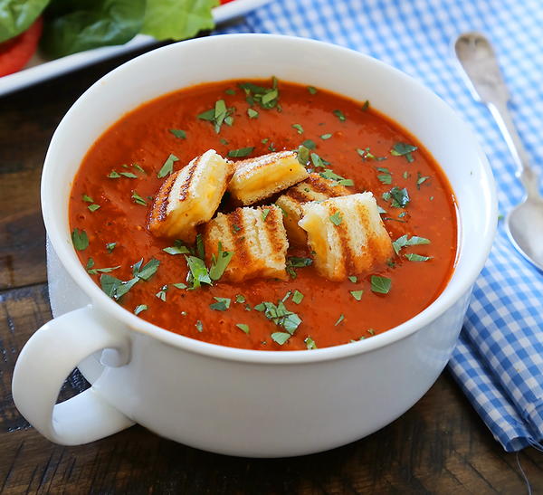 Tomato Soup with Grilled Cheese Croutons Tomato Soup with Grilled Cheese Croutons