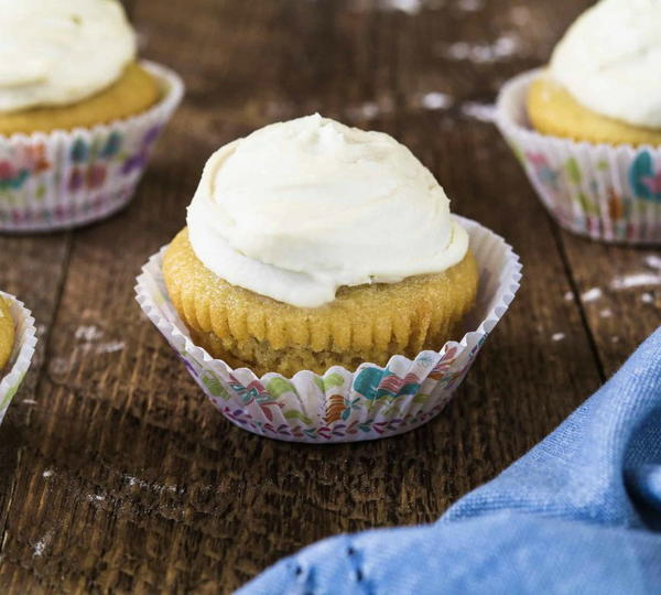 Vegan Vanilla Cupcakes Vegan Vanilla Cupcakes