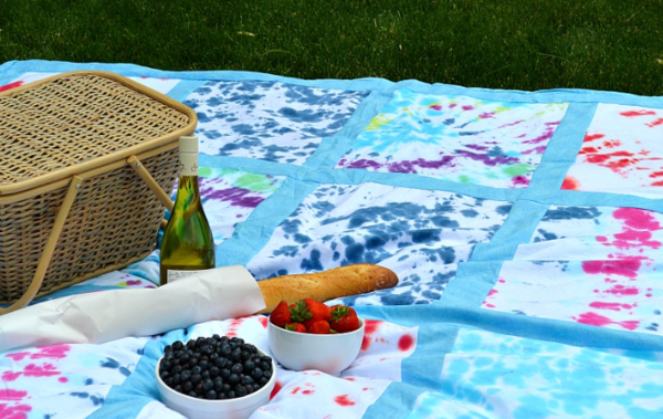 How to Make a T-Shirt Quilt How to Make a T-Shirt Quilt