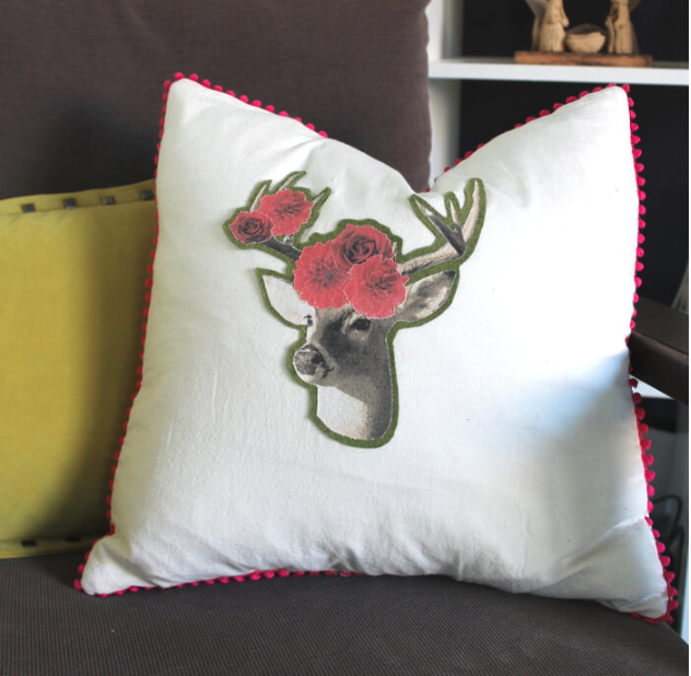 Deer Applique Envelope Pillow DIY Deer Applique Envelope Pillow DIY