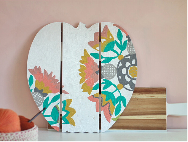 Floral Painted Wooden Pumpkin Pattern Floral Painted Wooden Pumpkin Pattern