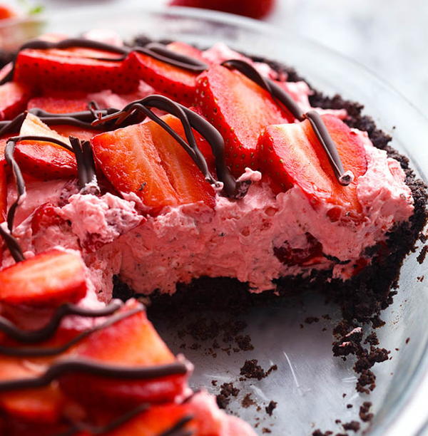 No Bake Chocolate Strawberries and Cream Pie