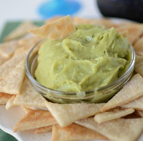 Sweet Guacamole Dip with Homemade Chips Sweet Guacamole Dip with Homemade Chips